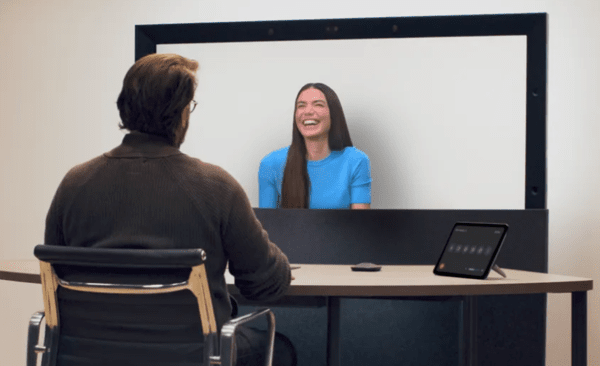 별도 장비 없이 대면하고 있는 느낌이 든다.  (사진=Google)