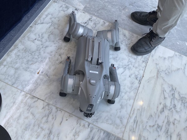 버넥트 자율주행로봇