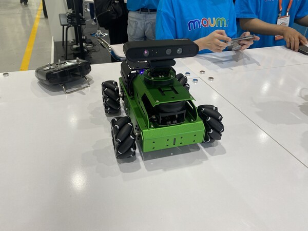 마음AI 정찰로봇