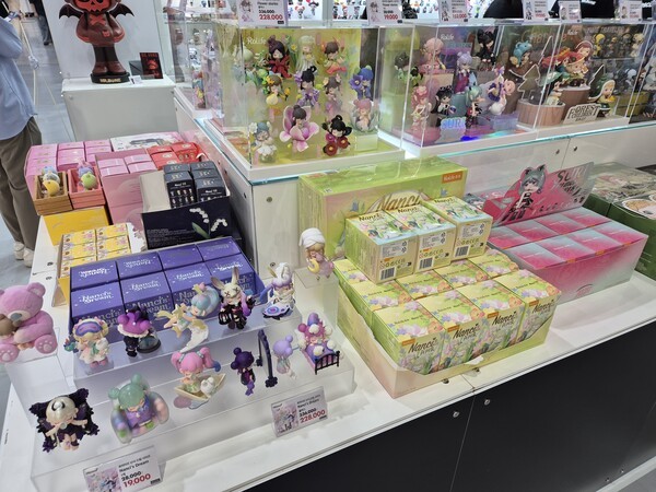 MR.BONE x Mbesco 굿즈사진