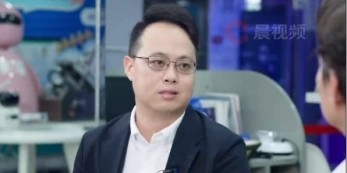 인터뷰 중인 장치펑  사진=중국매체 샤오샹천바오 소셜미디어 캡처, 연합뉴스