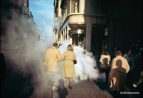 라이카로 촬영된  [New York City - 조엘 메이어로위츠(Joel Meyerowitz)]