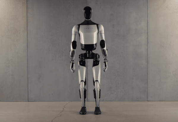 테슬라의 휴머노이드 옵티머스.  사진=테슬라