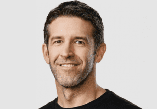 존 터너스 애플 하드웨어 엔지니어링 부문 수석 부사장  사진=애플